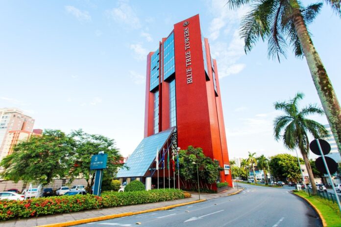 Blue-Tree-Towers-Joinville (1)