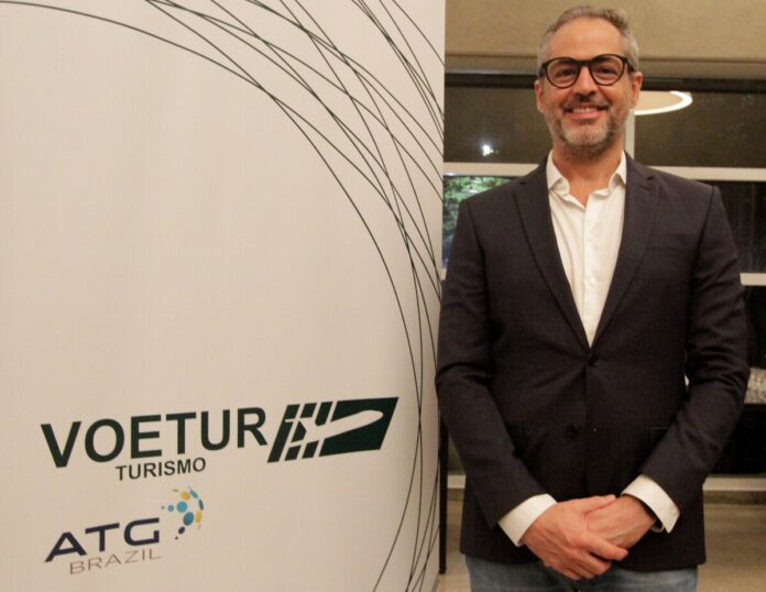 Humberto Cancado - Voetur