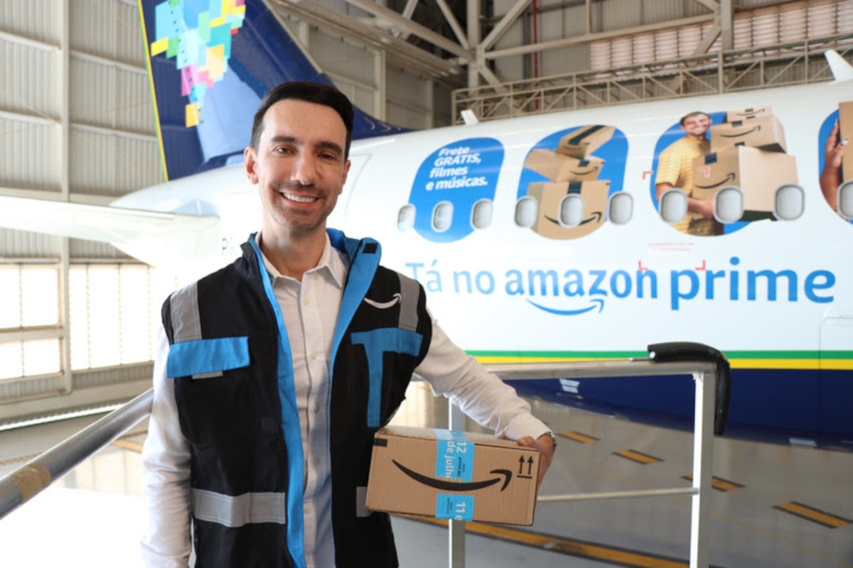 Amazon Brasil e Azul anunciam novas rotas para reduzir prazos de entrega