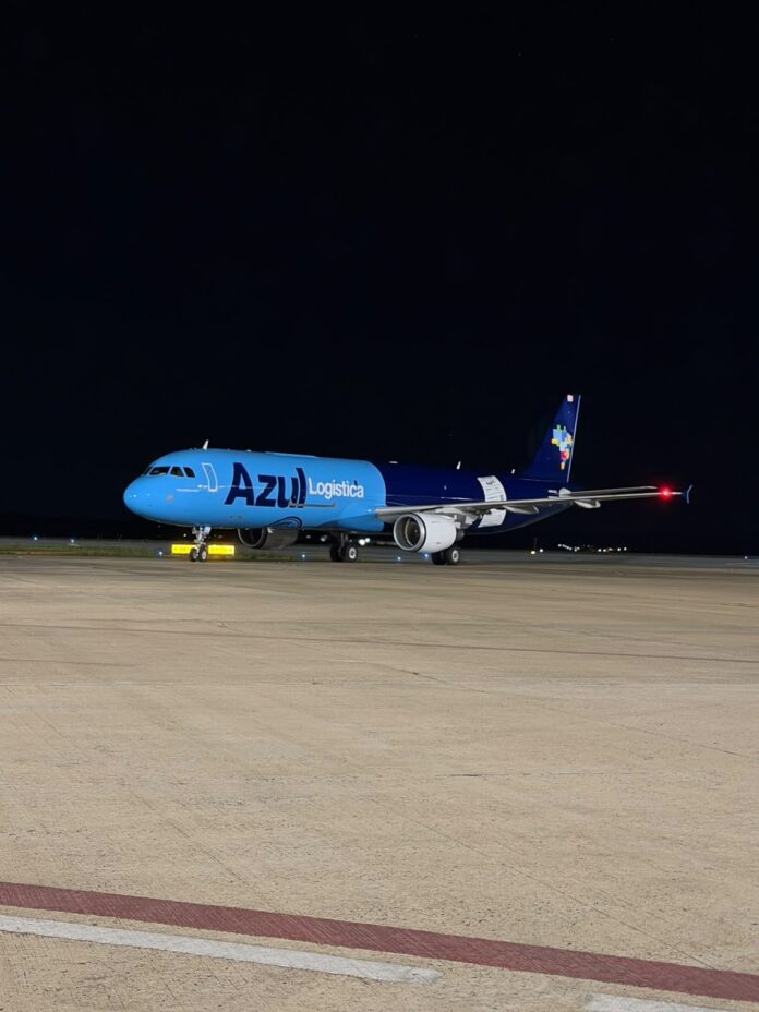 Novo Airbus A321F da Azul Logistica